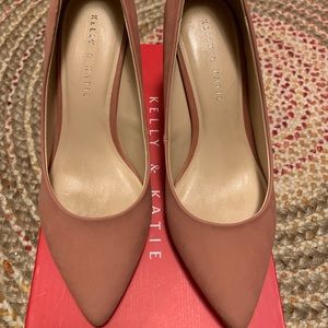 Kelly & Katie “light pink” heels size 9